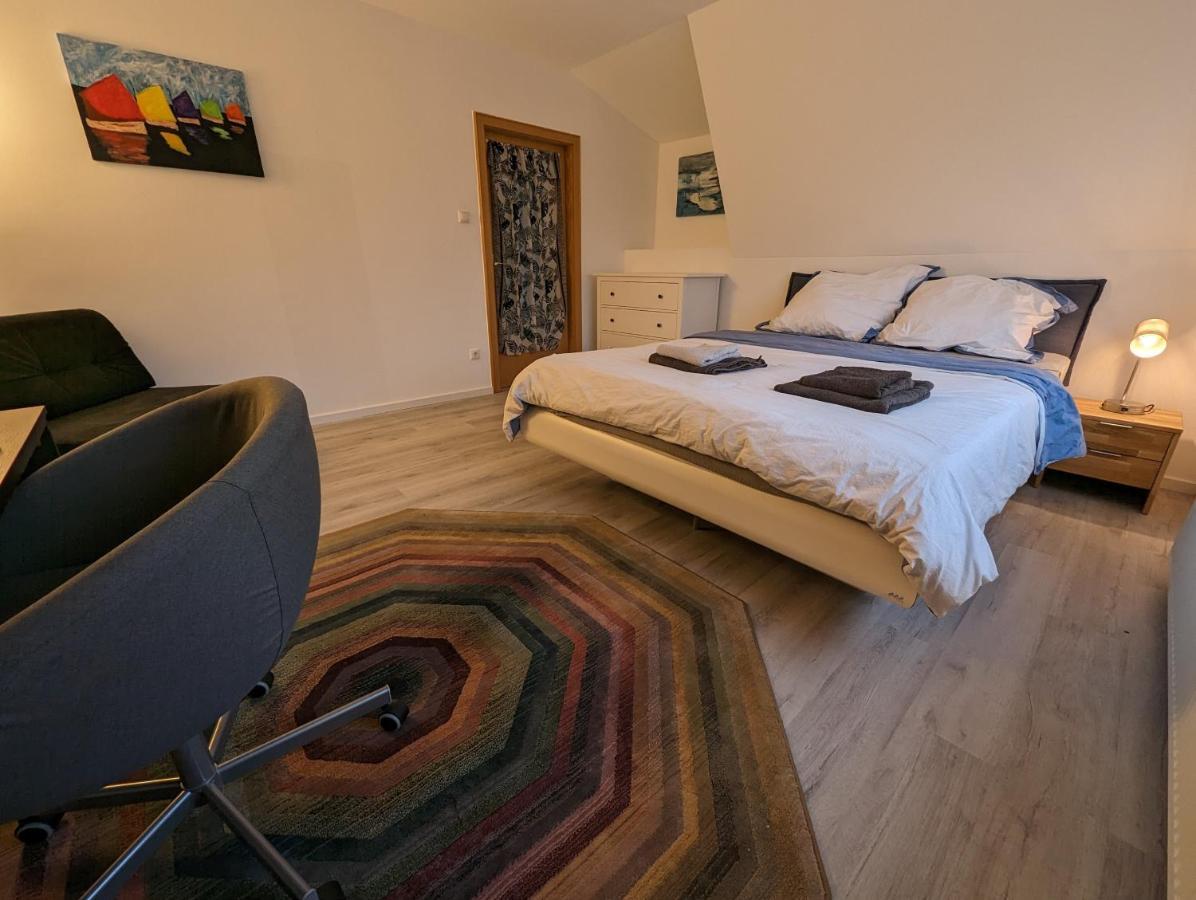 Gemuetliche Zimmer Im Herzen Der Stadt Em-Apartments Deutschland Bielefeld Eksteriør billede