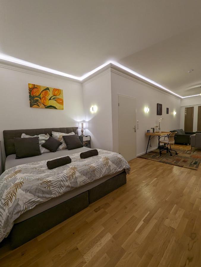 Gemuetliche Zimmer Im Herzen Der Stadt Em-Apartments Deutschland Bielefeld Eksteriør billede